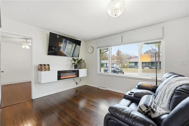 $215,000 | 4207 East 115th Street, Kansas City, MO 64137