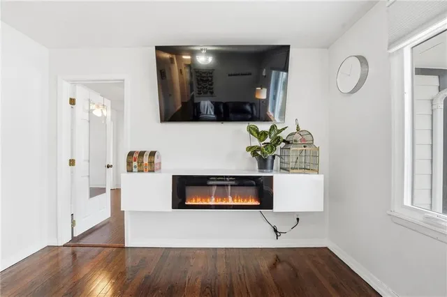 $215,000 | 4207 East 115th Street, Kansas City, MO 64137