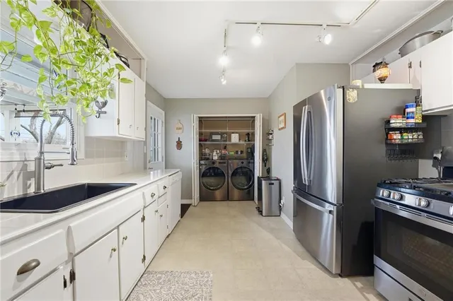 $215,000 | 4207 East 115th Street, Kansas City, MO 64137