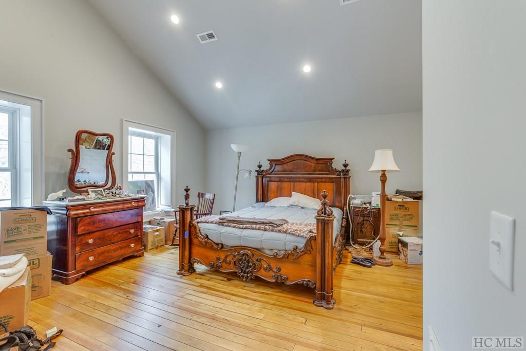 782 Dillard Road Highlands, NC 28741 - Photo 33 of 42 Gallery Image 33