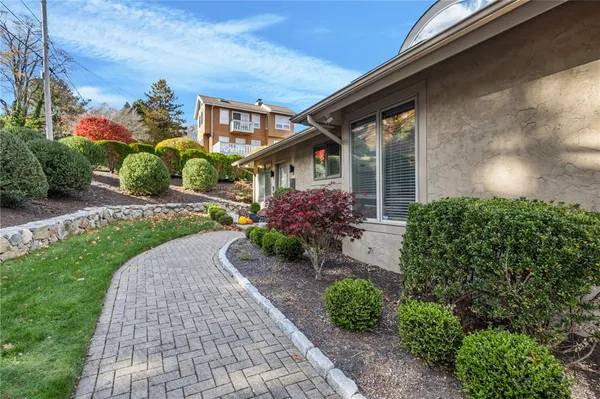 $895,000 | 43 Highland Avenue, Warwick, RI 02886