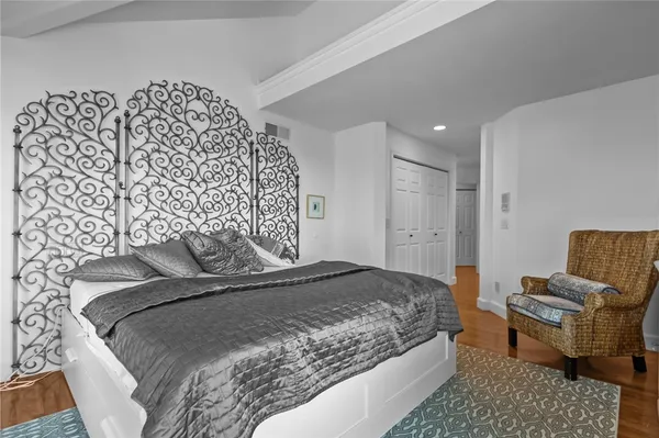 $895,000 | 43 Highland Avenue, Warwick, RI 02886