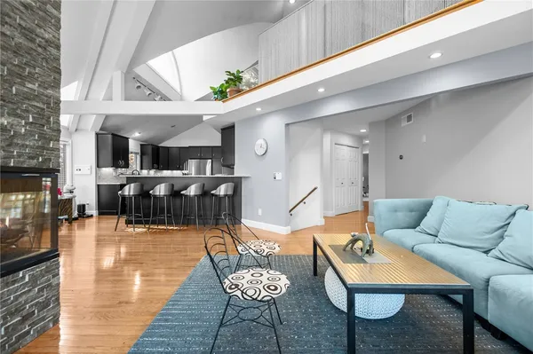 $895,000 | 43 Highland Avenue, Warwick, RI 02886