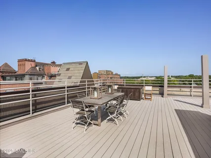 $595,000 | 4 Lafayette Court, Unit 1C, Greenwich, CT 06830