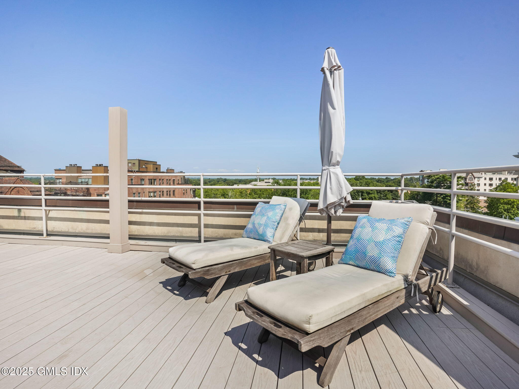 4 Lafayette Court, Unit 1C Greenwich, CT 06830 - Photo 16 of 17 17-web-or-mls-4-lafayette-ct-unit-1c