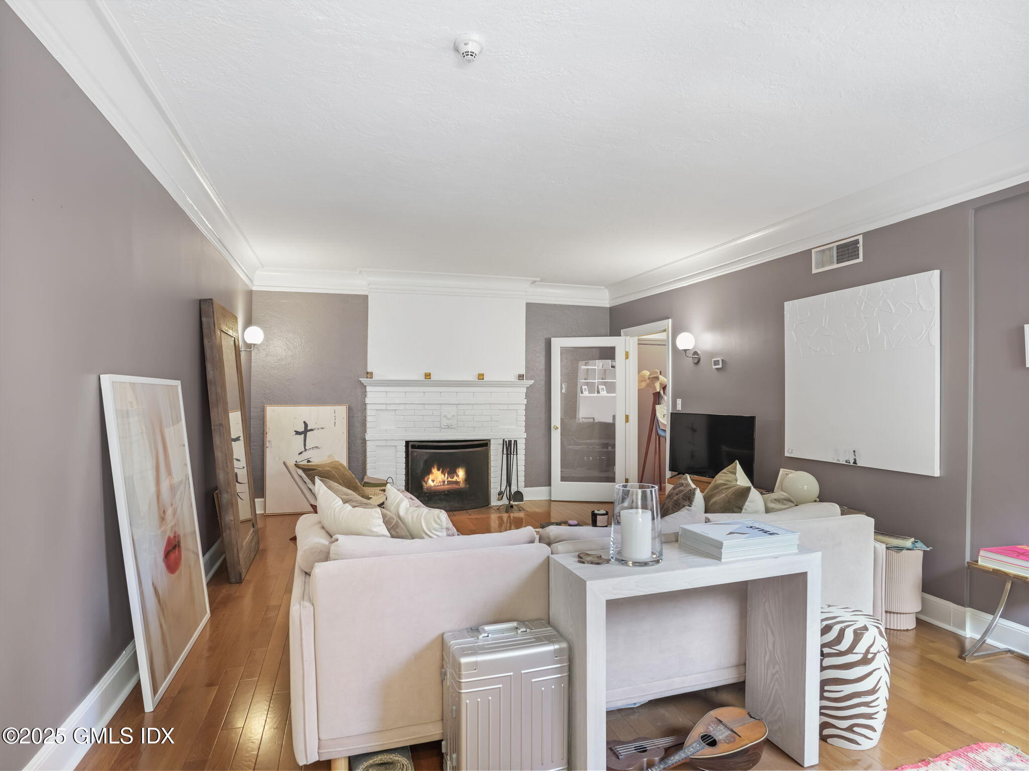 4 Lafayette Court, Unit 1C Greenwich, CT 06830 - Photo 4 of 17 5-web-or-mls-4-lafayette-ct-unit-1c