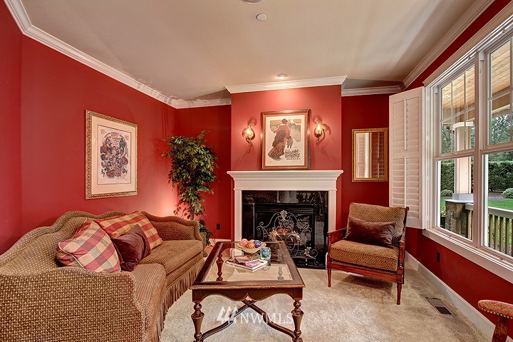 11505 Upper Preston Road Southeast Issaquah, WA 98027 - Photo 10 of 25 Gallery Image 10