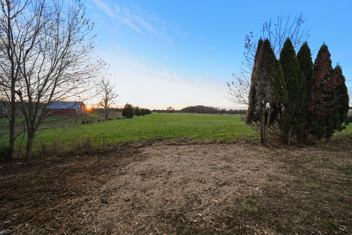 6911 North Graham Road Madison, IN 47250 - Photo 13 of 40