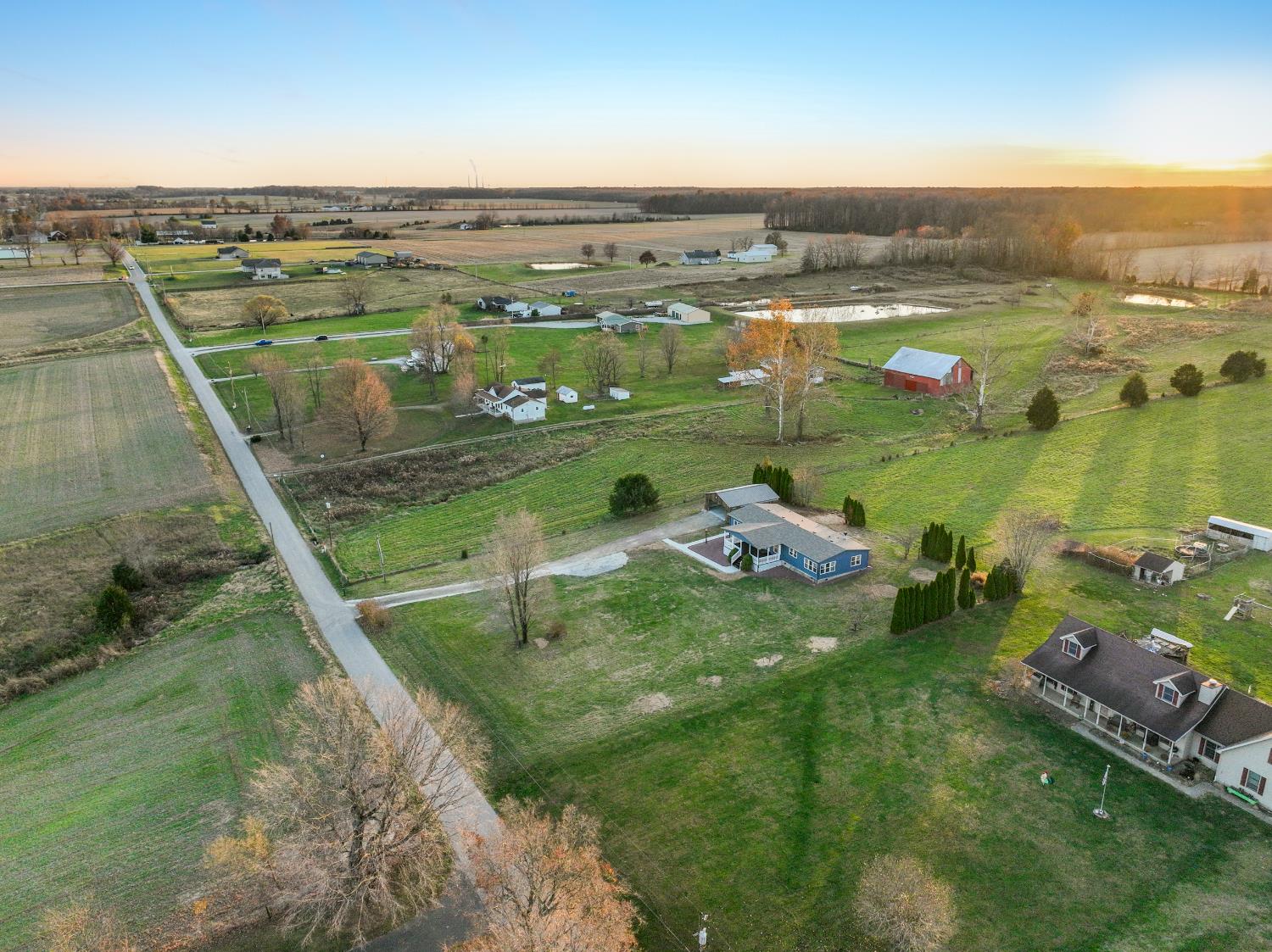 6911 North Graham Road Madison, IN 47250 - Photo 7 of 40