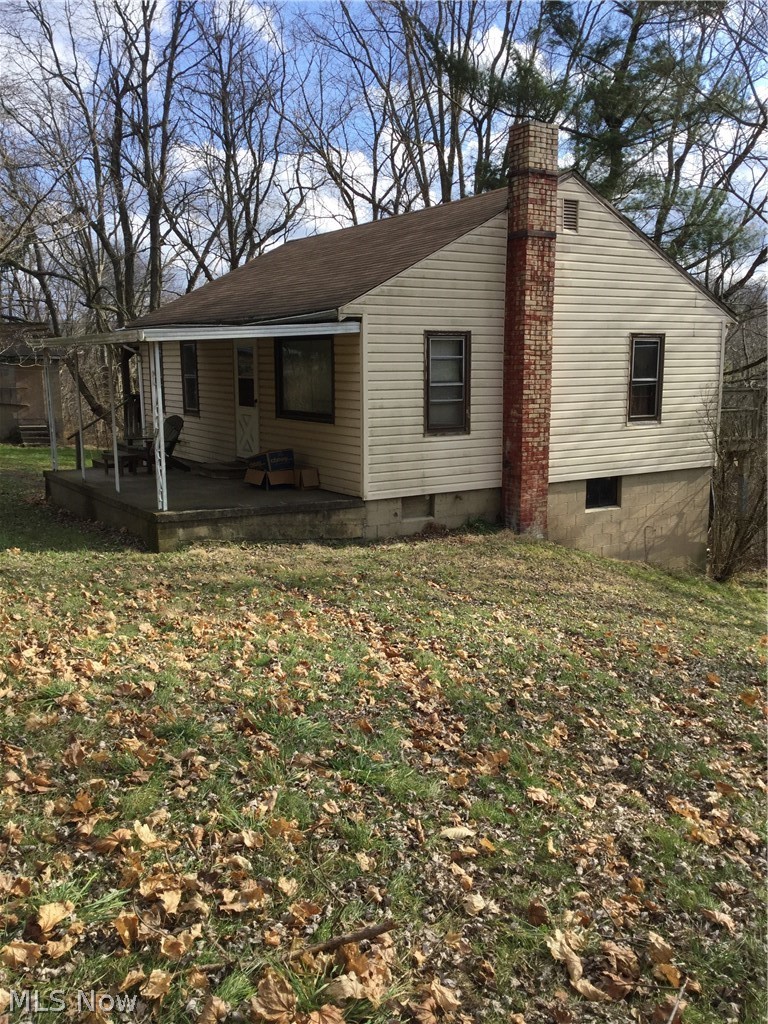 711 Center Road East Liverpool, OH 43920 - Photo 1 of 5 Gallery Image 1
