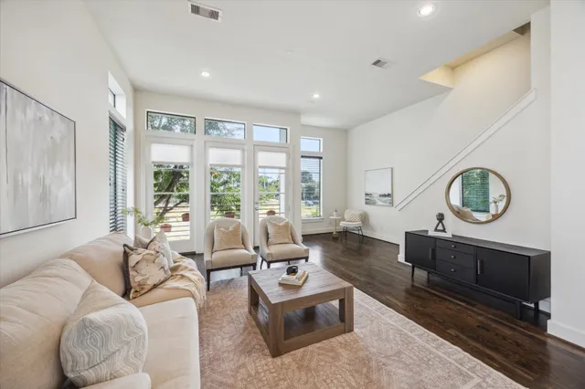 $495,000 | 1618 Ovid Street, Houston, TX 77007