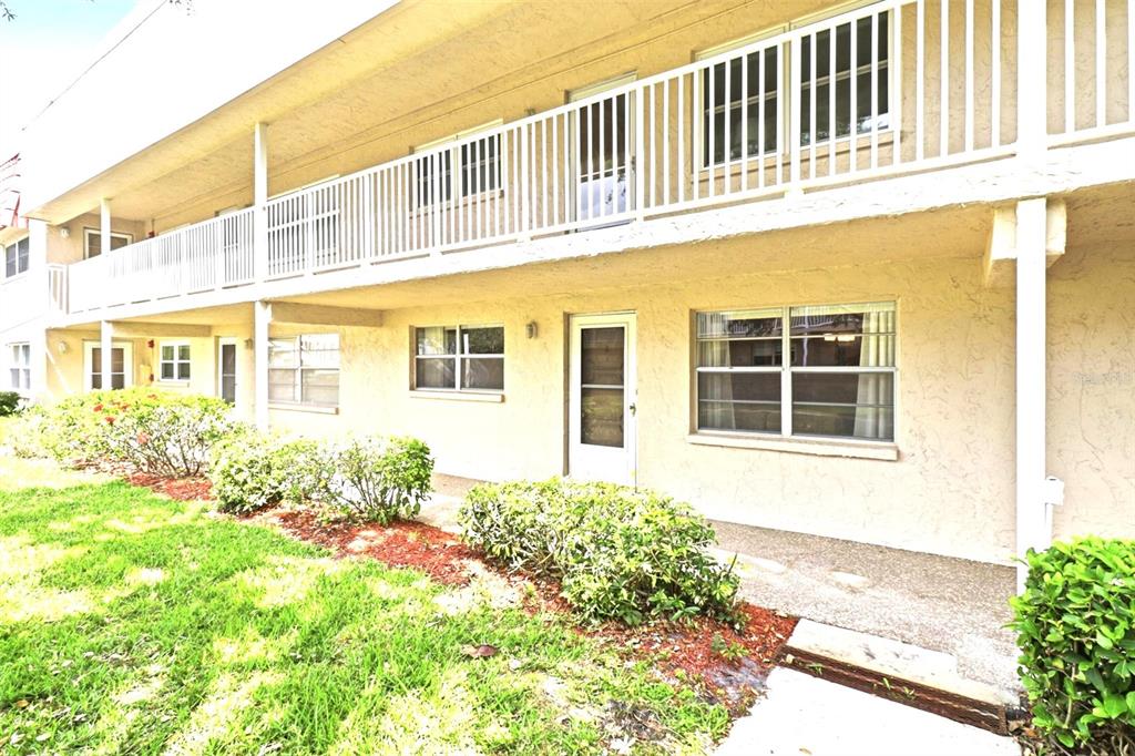10034 64th Avenue North, Unit 3 St. Petersburg, FL 33708 - Photo 3 of 22