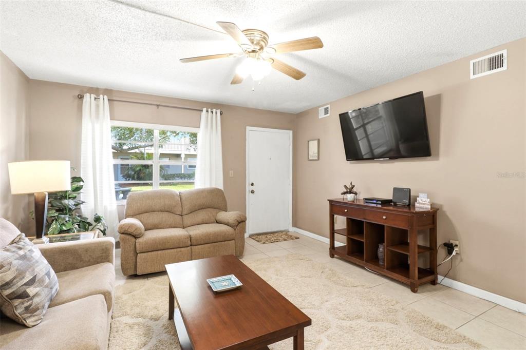 10034 64th Avenue North, Unit 3 St. Petersburg, FL 33708 - Photo 9 of 22