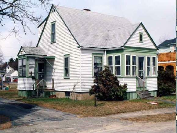 71 Chestnut Street Rochester, NH 03867 - Photo 1 of 1