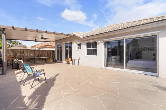 a view of a basketball court