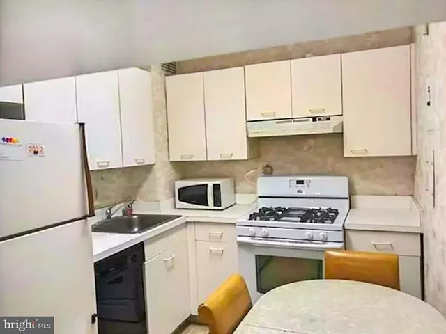 $95,000 | 130 Slade Avenue, Unit 411, Baltimore, MD 21208