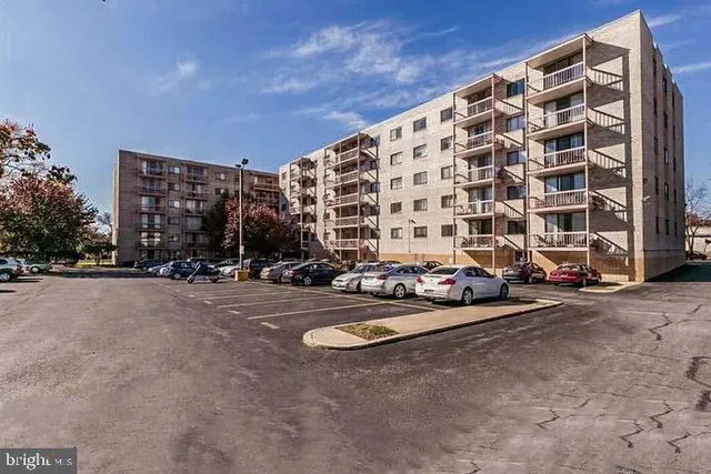 $95,000 | 130 Slade Avenue, Unit 411, Baltimore, MD 21208