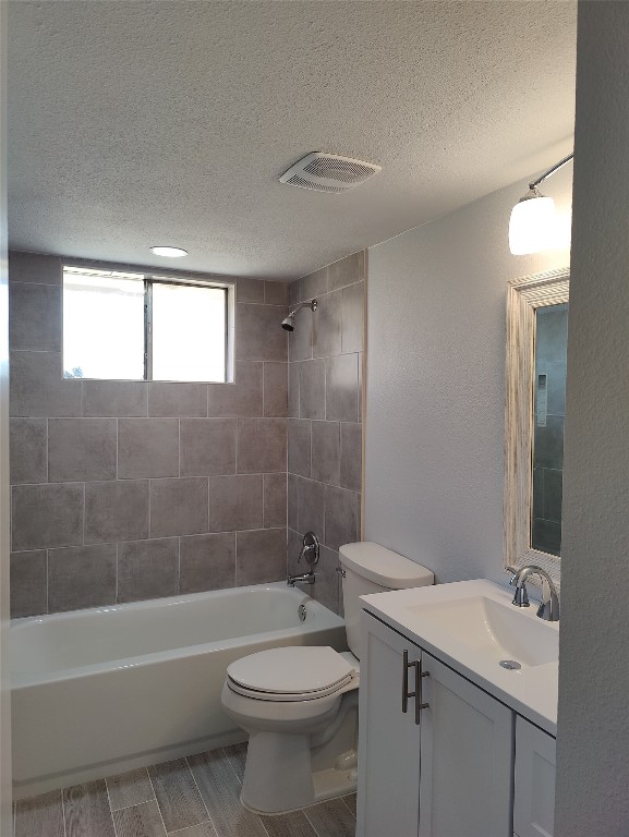11731 Fall Meadow Lane Houston, TX 77039 - Photo 14 of 15 Bathroom