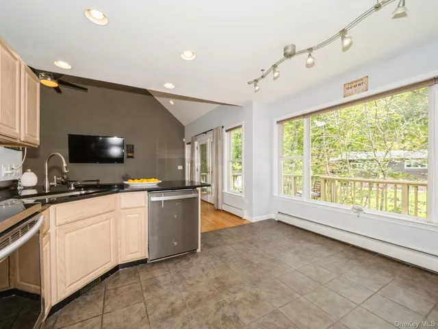 $625,000 | 314 Dennytown Road, Putnam Valley, NY 10579