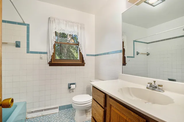 $900,000 | 57436 Gearharts Landing Road, Three Rivers, MI 49093