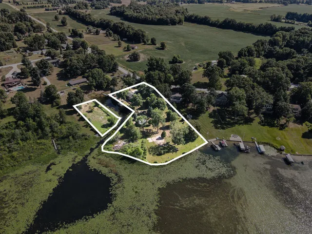 $900,000 | 57436 Gearharts Landing Road, Three Rivers, MI 49093