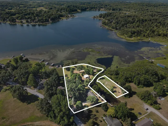 $900,000 | 57436 Gearharts Landing Road, Three Rivers, MI 49093