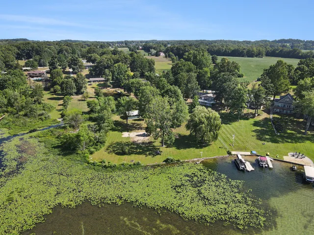 $900,000 | 57436 Gearharts Landing Road, Three Rivers, MI 49093