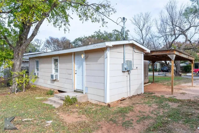 $2,000 | 818 Ballinger Street, Abilene, TX 79605