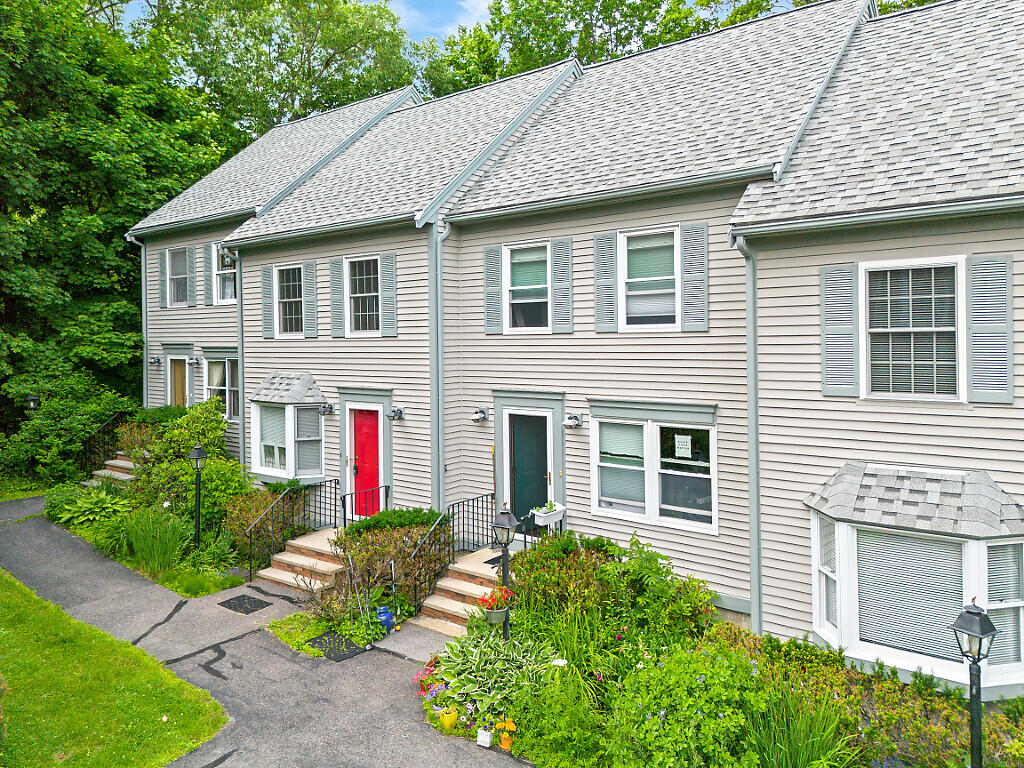 83 Middle Street, Unit 4 Hallowell, ME 04347 - Photo 3 of 47 37_DJI_0669_DxO_mls