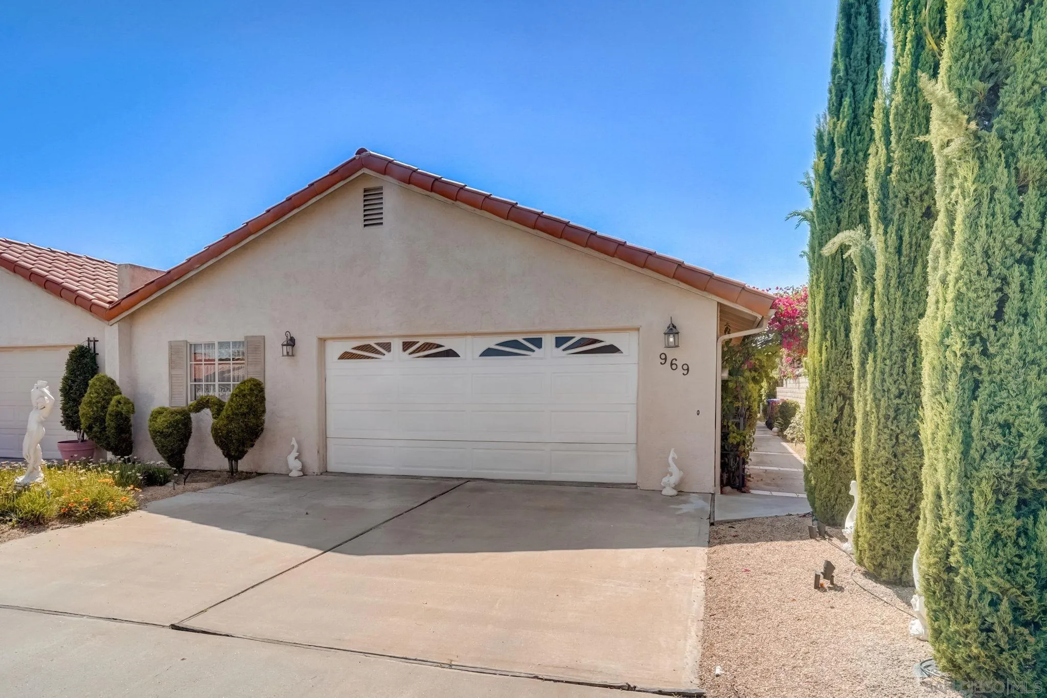 969 Ridge Heights Drive Fallbrook, CA 92028 - Photo 29 of 32 a view of a house with backyard