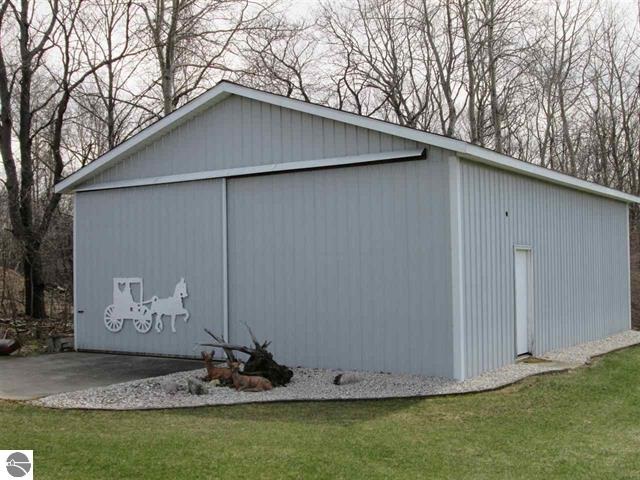 8539 West Monroe Road Elwell, MI 48832 - Photo 2 of 31 1826098-1.JPG