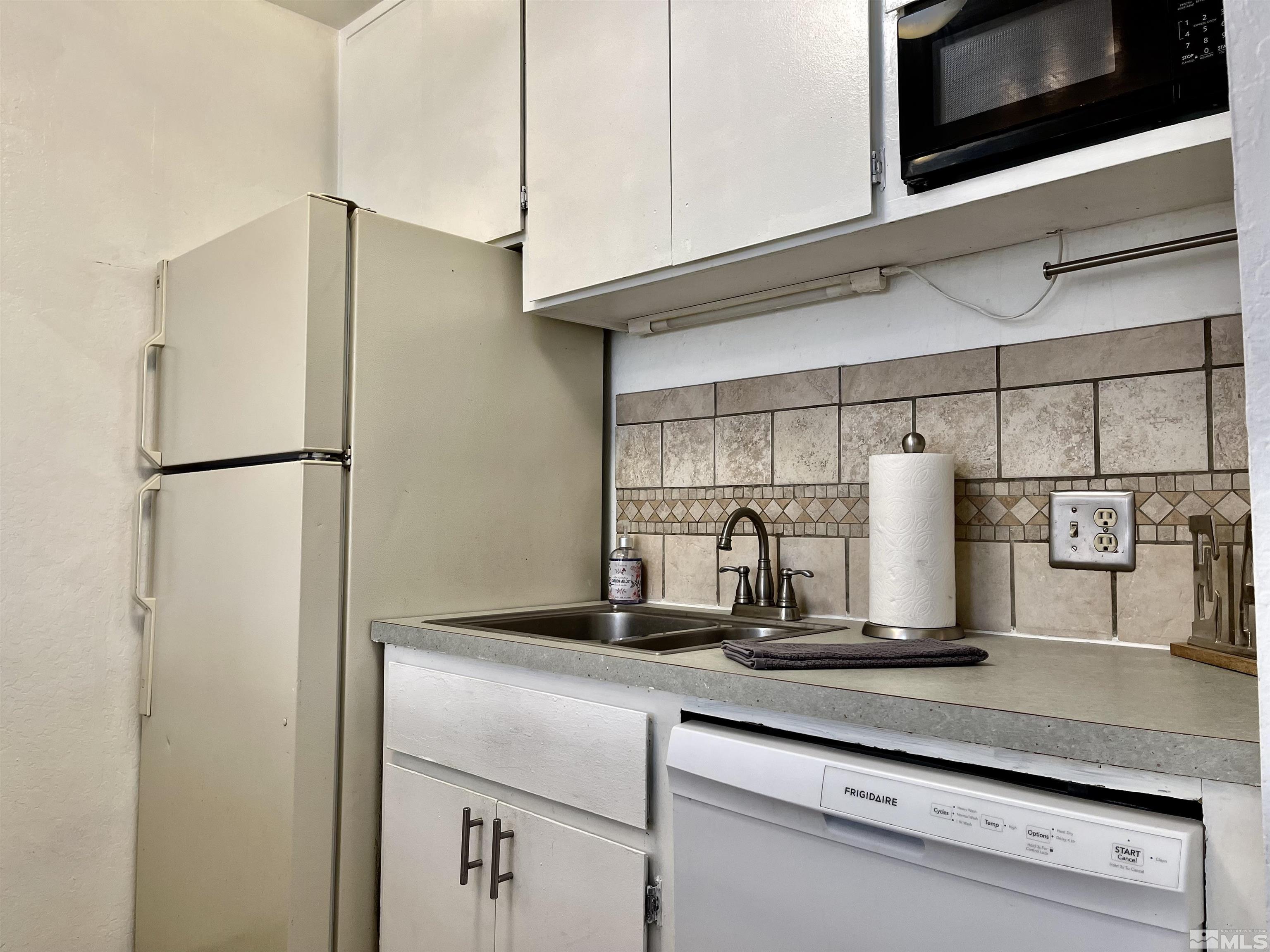 2955 Lakeside Drive, Unit 119 Reno, NV 89509 - Photo 6 of 22 Photo 6