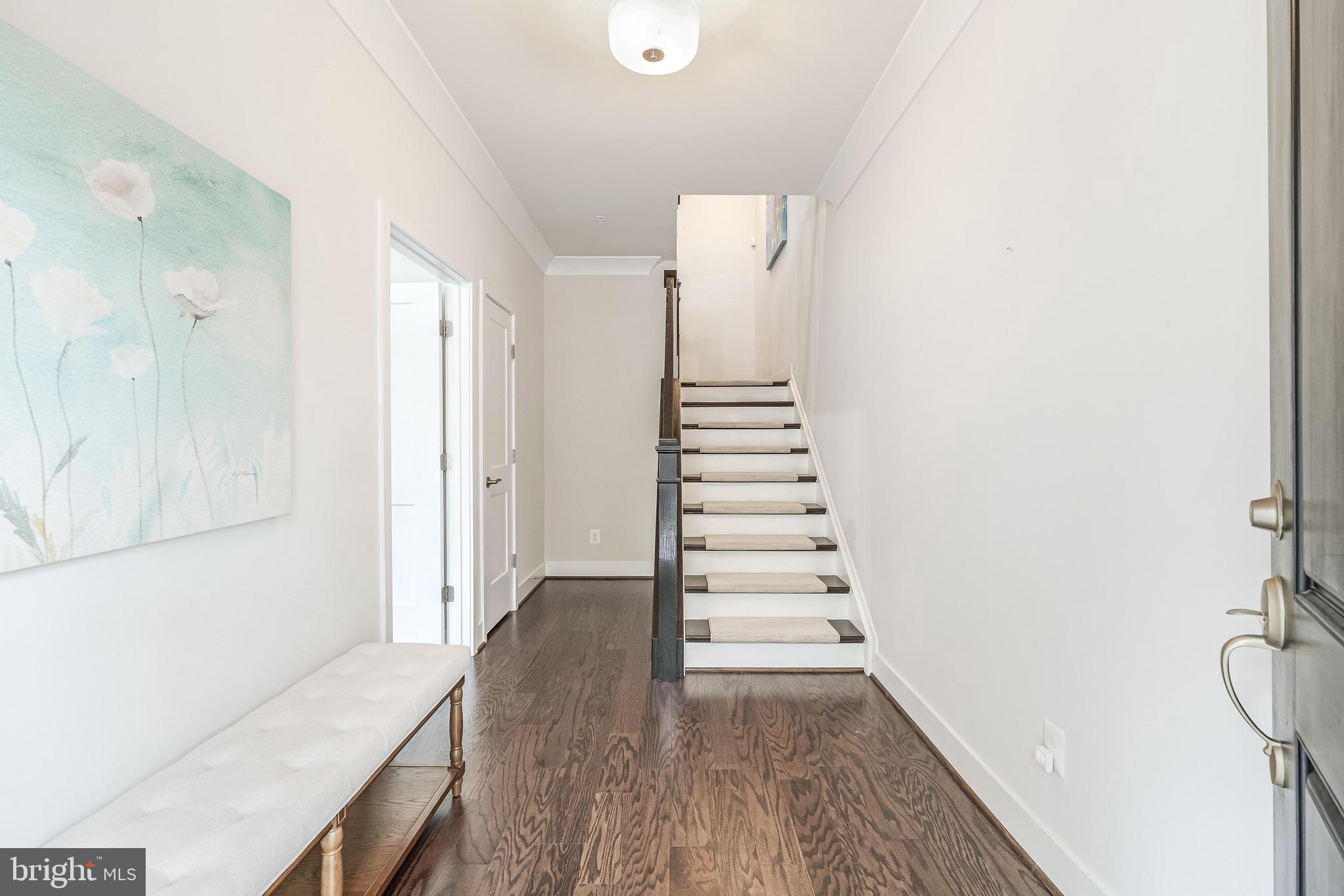 11692 Sunrise Square Place Reston, VA 20191 - Photo 5 of 49