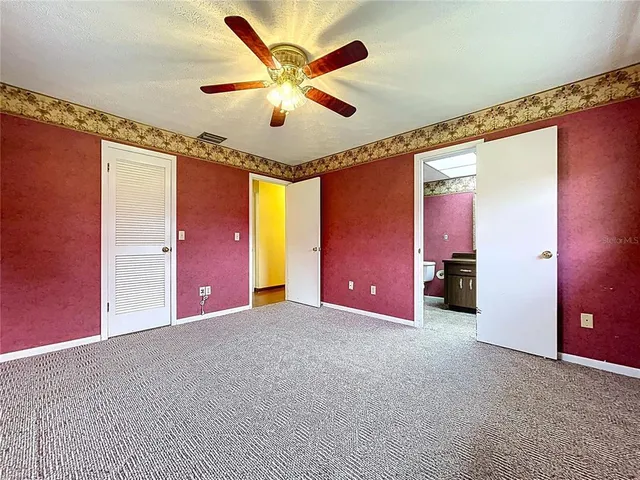 $365,000 | 318 Hollowtree Drive, Seffner, FL 33584