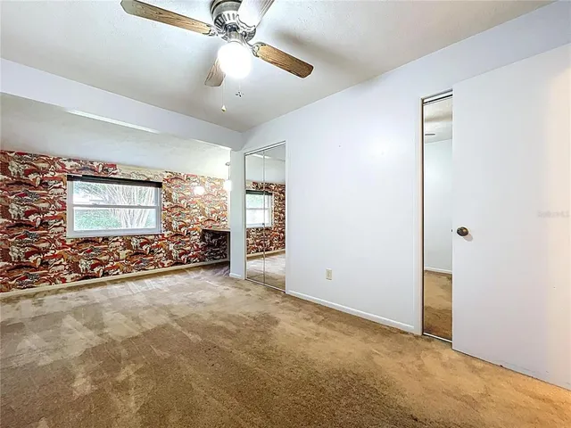 $365,000 | 318 Hollowtree Drive, Seffner, FL 33584