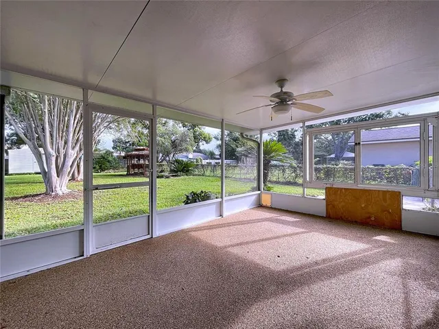 $365,000 | 318 Hollowtree Drive, Seffner, FL 33584