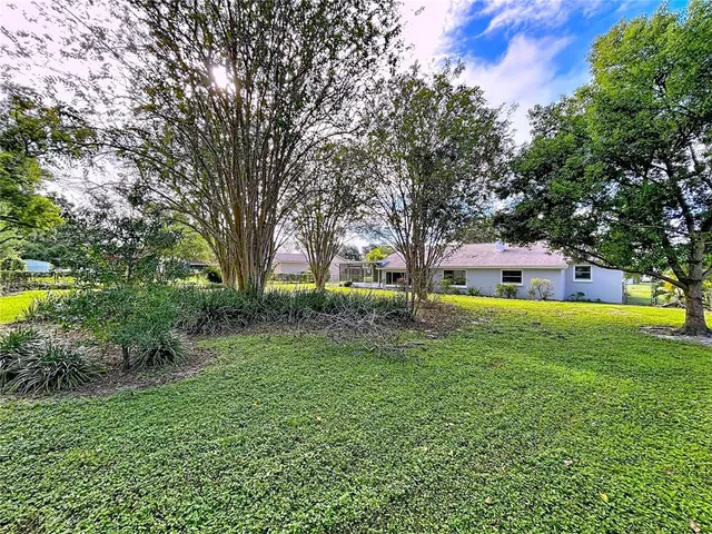 $365,000 | 318 Hollowtree Drive, Seffner, FL 33584