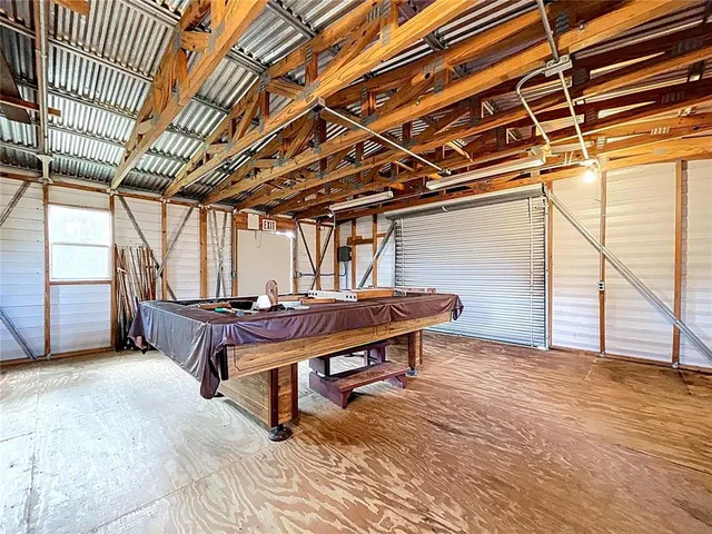 $365,000 | 318 Hollowtree Drive, Seffner, FL 33584