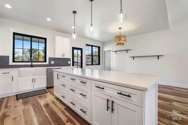 $498,000 | 270 North Lincoln Avenue, Oakley, ID 83346