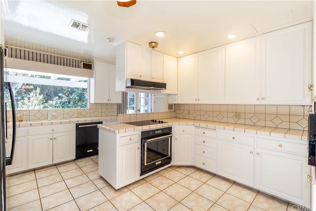 215 Grandview Drive Redlands, CA 92373 - Photo 28 of 69