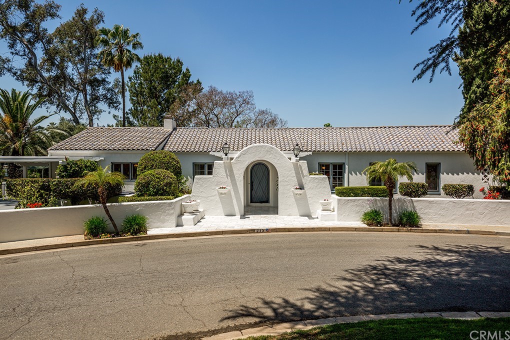 215 Grandview Drive Redlands, CA 92373 - Photo 7 of 69