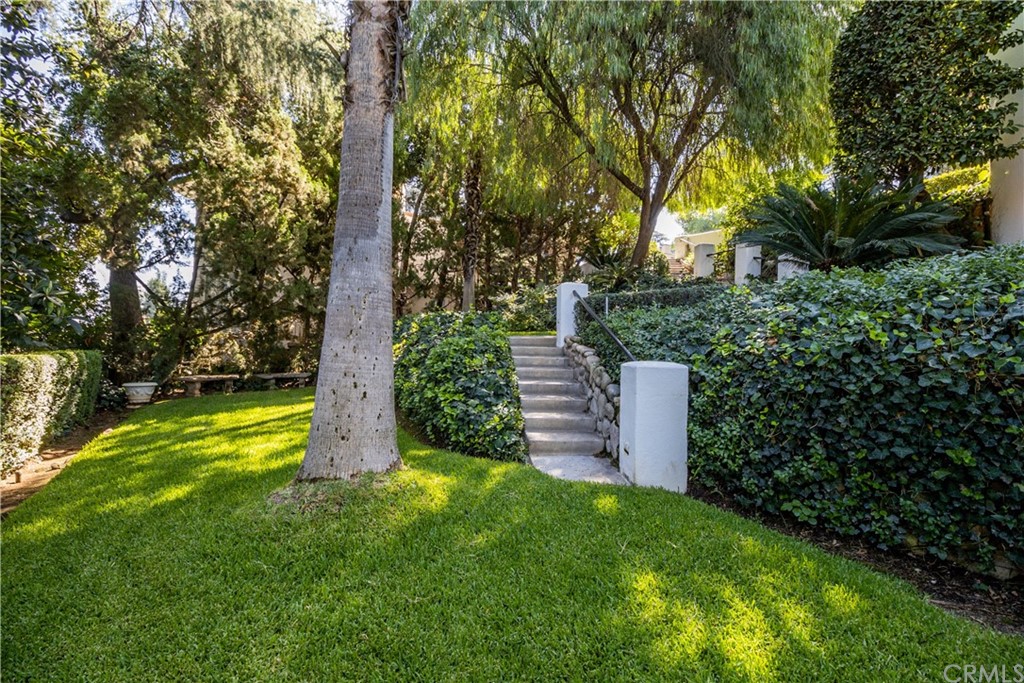 215 Grandview Drive Redlands, CA 92373 - Photo 61 of 69