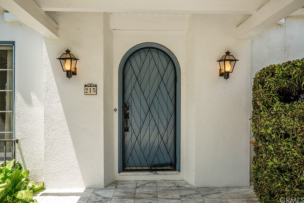 215 Grandview Drive Redlands, CA 92373 - Photo 9 of 69