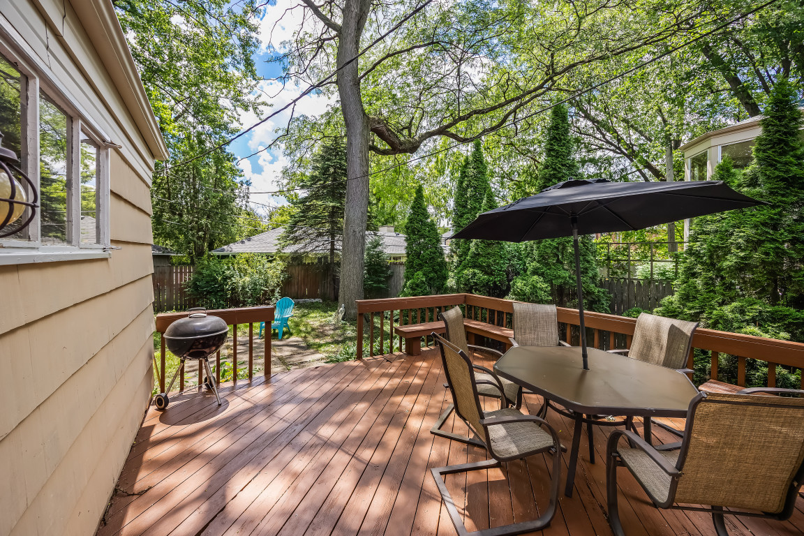 2314 Simpson Street Evanston, IL 60201 - Photo 31 of 37