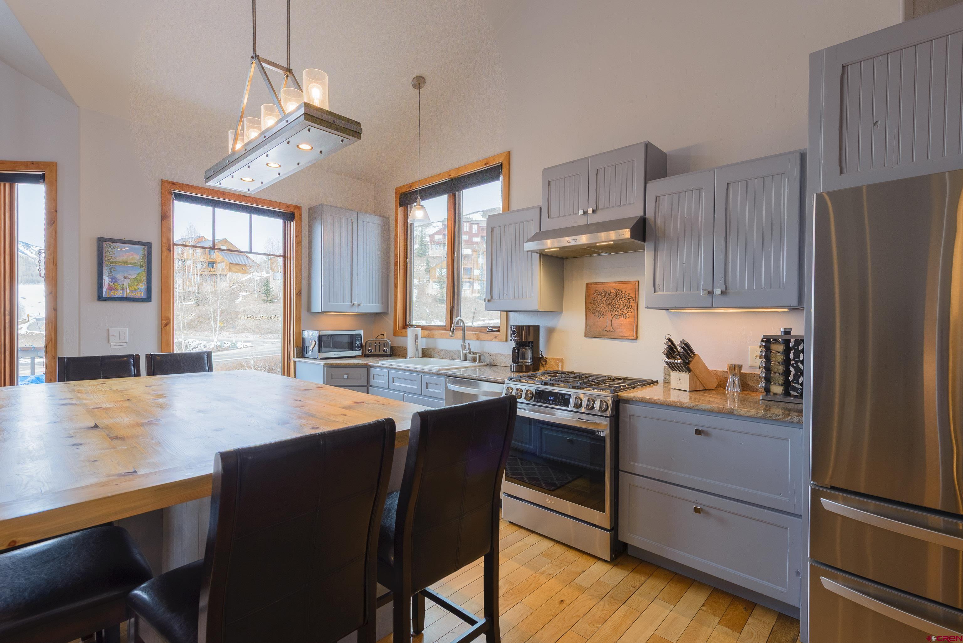 9 Castle Road Crested Butte, CO 81225 - Photo 8 of 33 Gallery Image 8