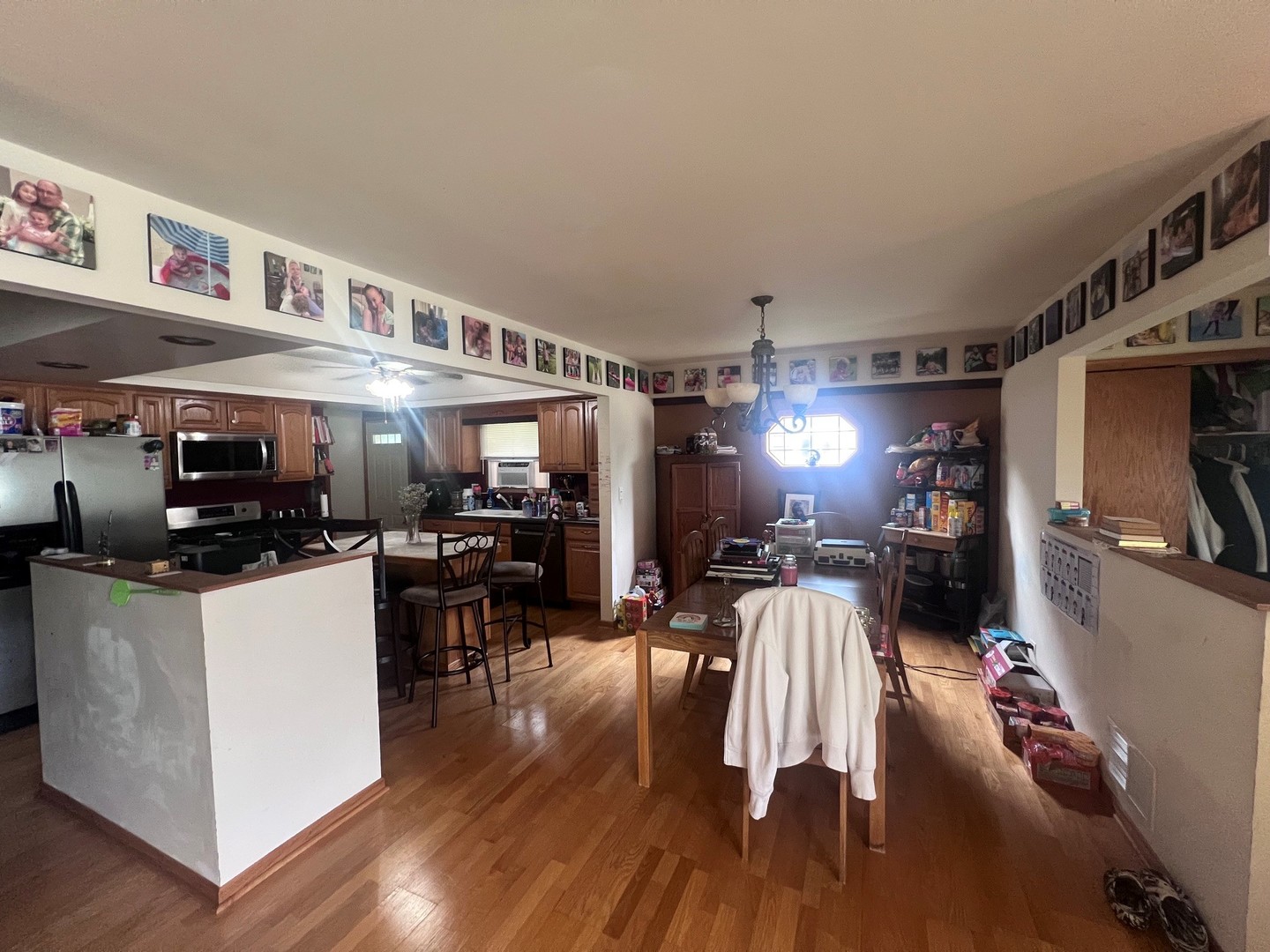 1629 Lin Lor Lane Elgin, IL 60123 - Photo 10 of 27