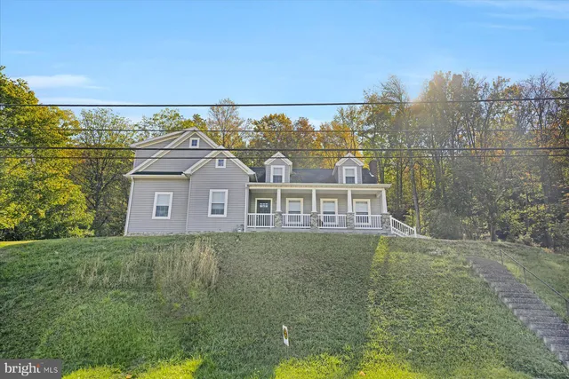 $289,000 | 1006 Clay Avenue, Tyrone, PA 16686