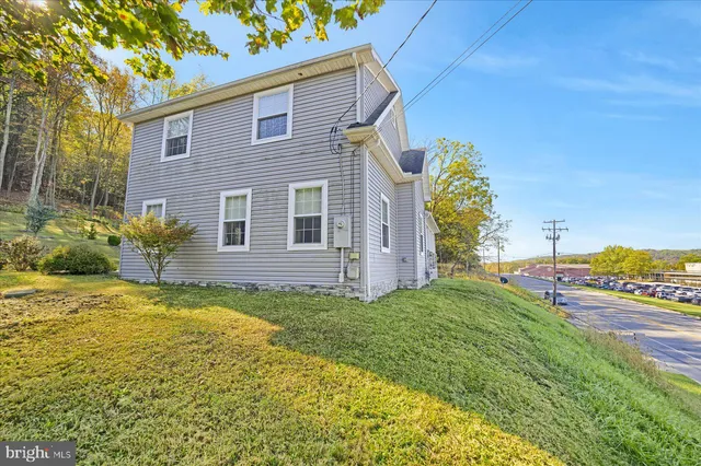 $289,000 | 1006 Clay Avenue, Tyrone, PA 16686