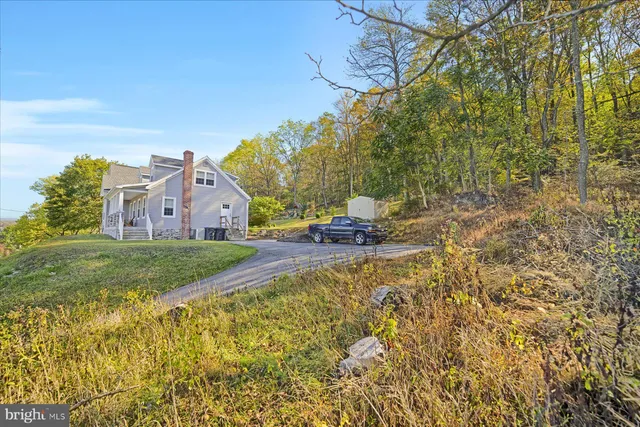 $289,000 | 1006 Clay Avenue, Tyrone, PA 16686