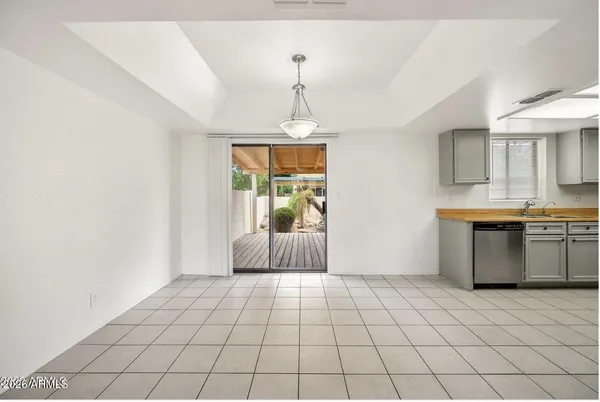 $2,500 | 2848 East Brown Road, Unit 52, Mesa, AZ 85213